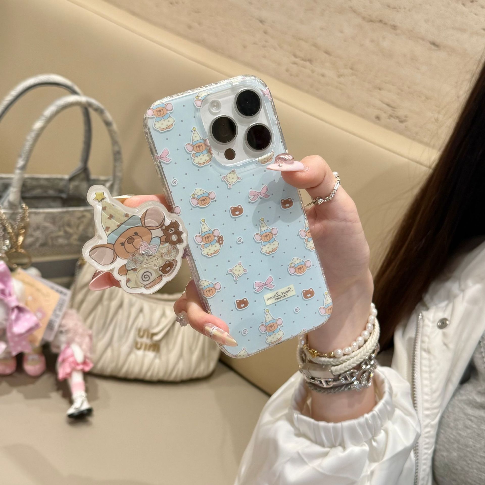 Divertido pijama de dibujos animados de nicho oso para Apple 16ProMax funda para teléfono móvil 15Pro pareja 14/13 celebridad de Internet