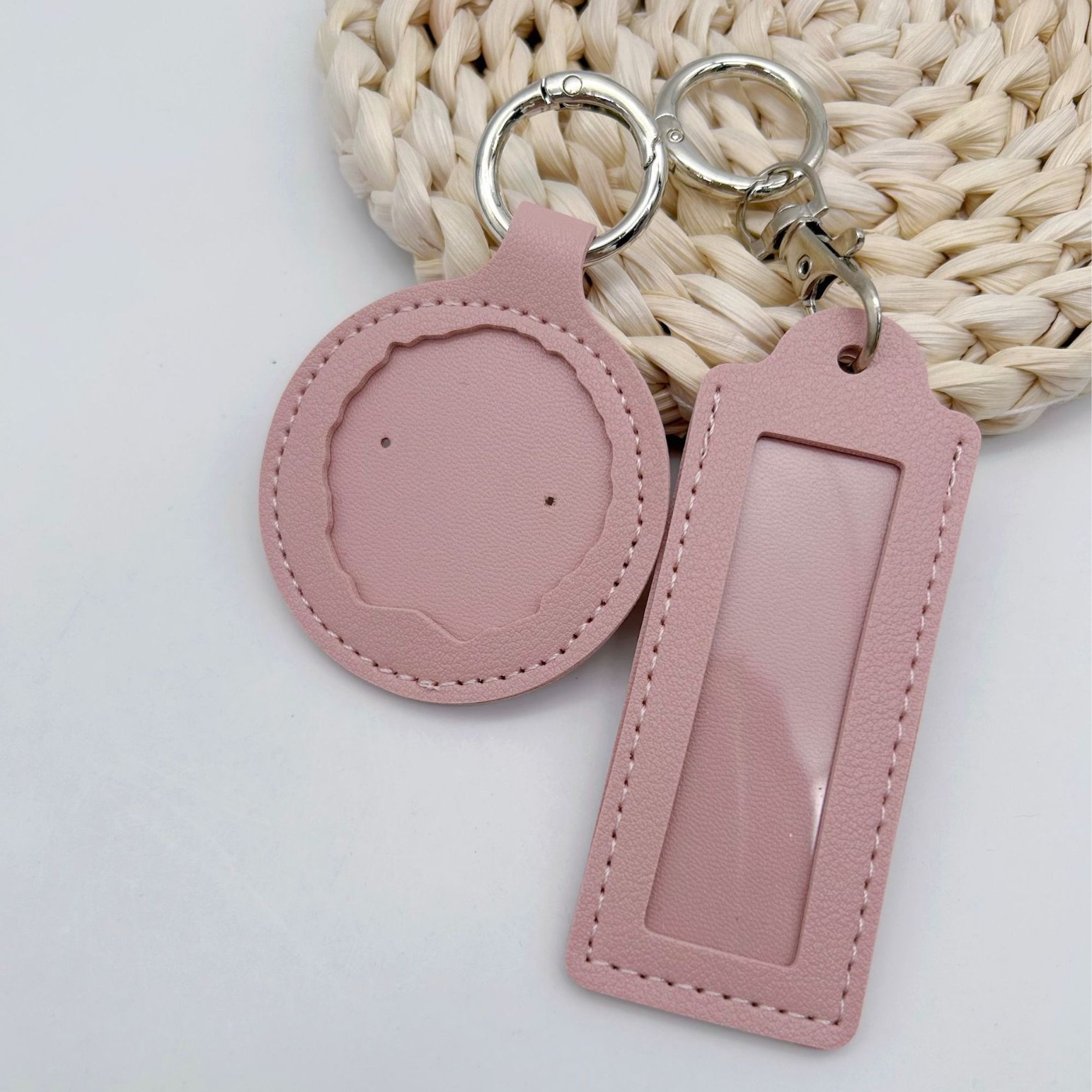 Military Badge Name Tag Card Holder Keychain Military Pendant Gift Car Keychain
