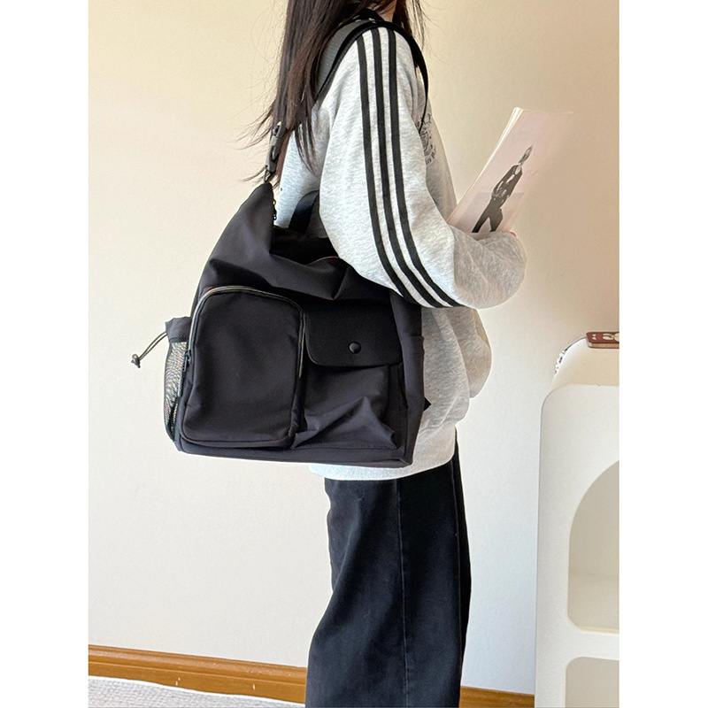 小众双肩包多口袋轻便大容量双肩背包休闲多背法单肩斜挎包潮|undefined