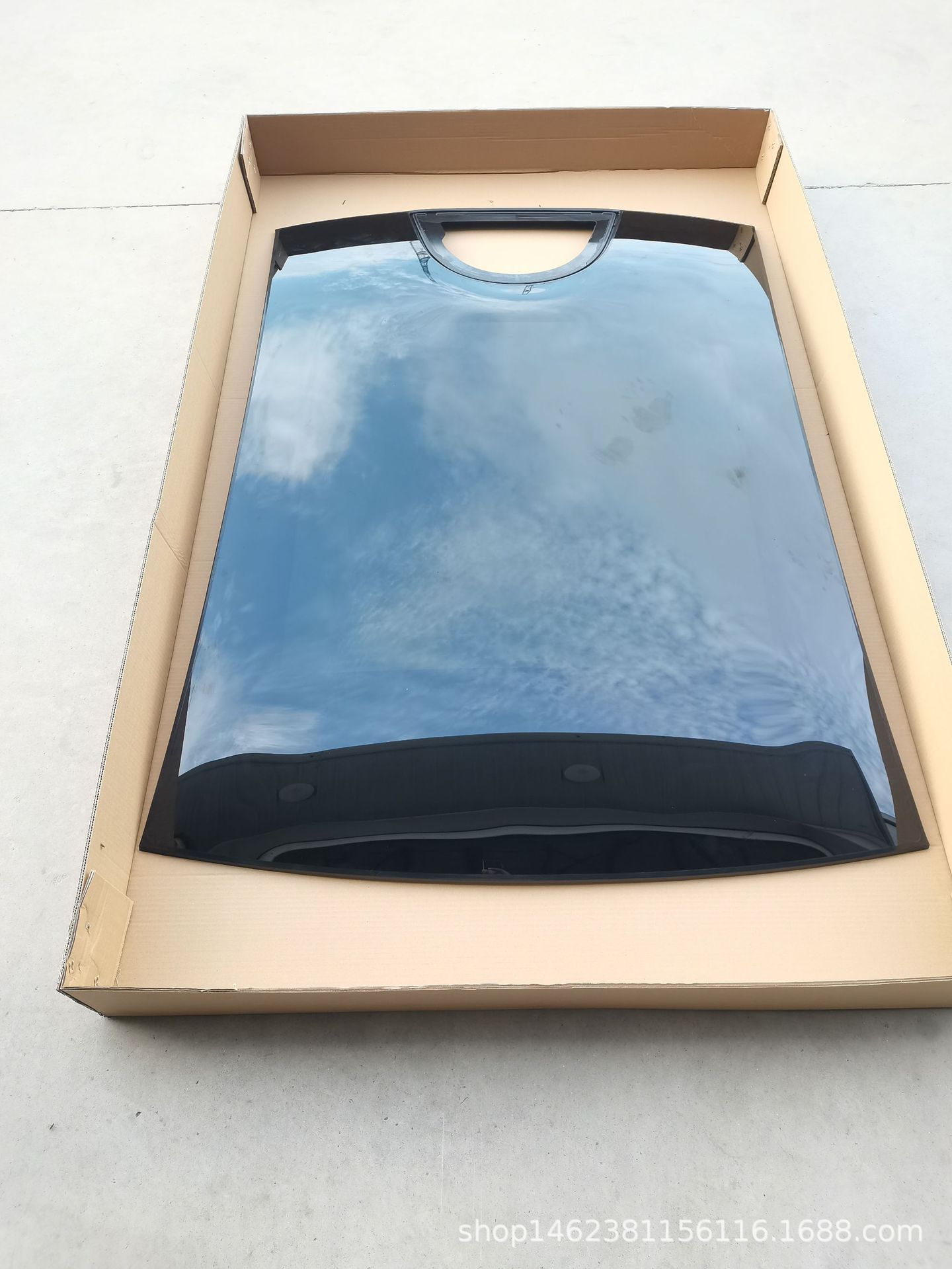 Car glass suitable for 2023 BYD Song Plus rear tempered glass BYD-SONG rear door glass