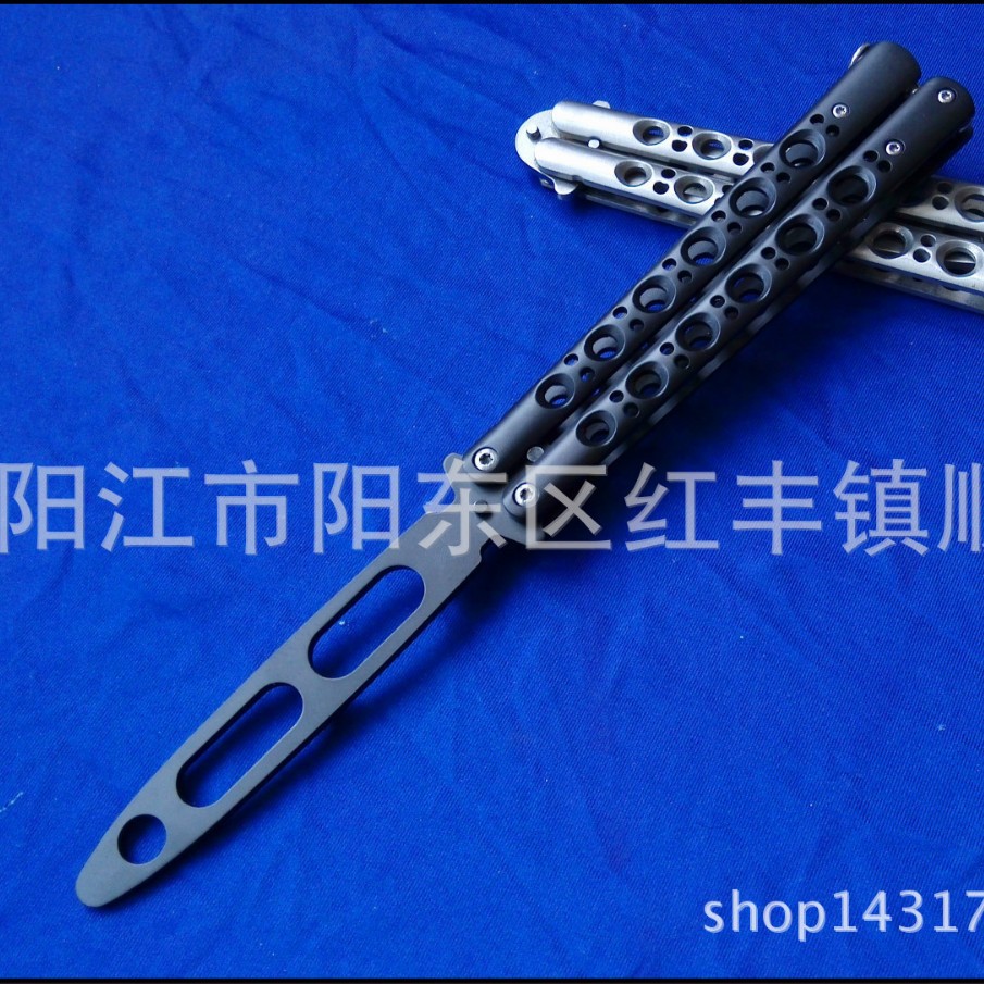 新款BM60铆钉蝴蝶刀美国蝴蝶训练刀 折叠练习甩刀 不开刃蝴蝶甩刀