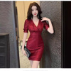 V-neck design with a sense of luxury， night court sequin dress