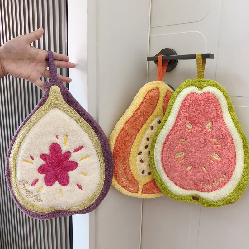 Creative Fruit-Shaped Hanging Hand Towel, Thick Coral Fleece, Absorbent Hand Towel, Cute Towel for Kitchen and Bathroom