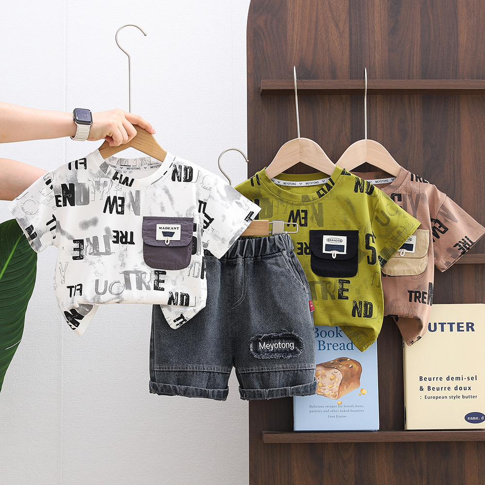 Children's Clothing Boys' Suits 2026 New Baby Fashion Summer Clothes Kidsren's Summer English Round Neck Short-Sleeved Two-Piece Set Trendy