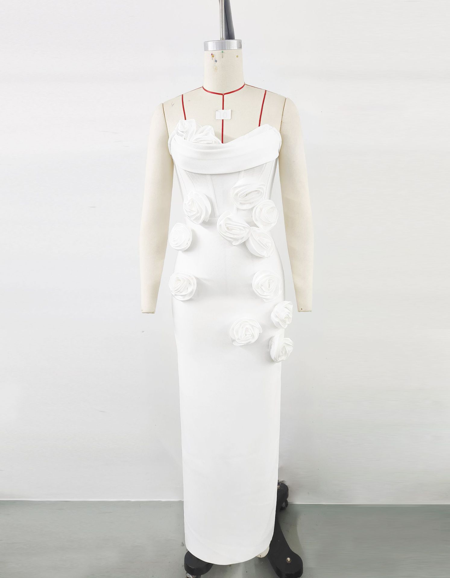 Ropa de mujer europea y americana transfronteriza, vestido de dama de honor floral blanco estilo francés, vestido de novia de lujo ligero de alta gama para mujer, vestido de cumpleaños de alta gama.
