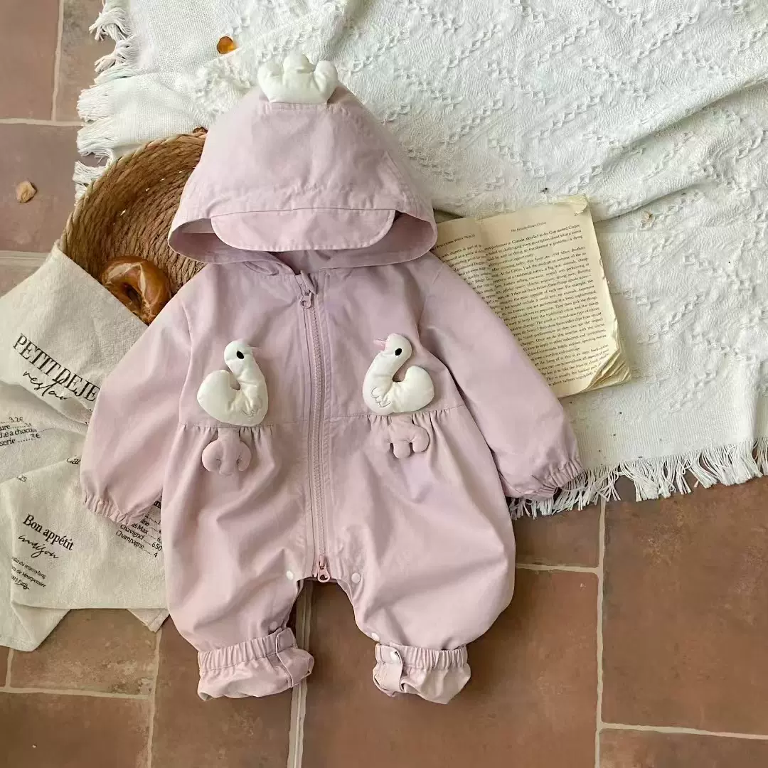 春秋超萌连体衣外出宝宝冲锋衣秋装衣服婴儿连帽爬服可爱外出服潮