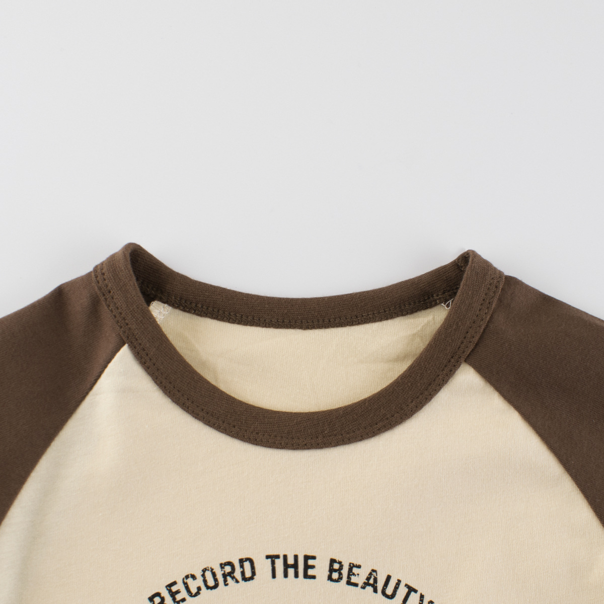 27KIDS Ropa para niños transfronterizos Ropa de otoño para niños Nuevos productos Camiseta de manga larga para niños Ropa de bebé con raglán