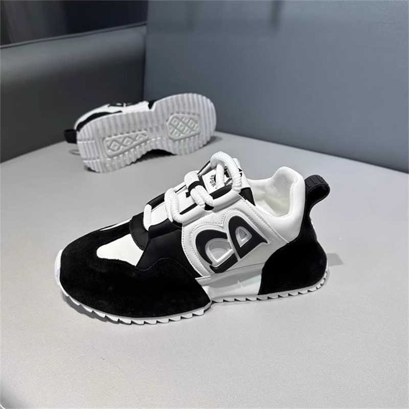 Scarpe da ginnastica minimaliste da uomo eleganti e versatili_voghion.com