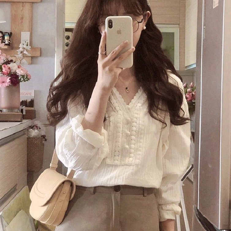 French Autum 2025 New Long-Sleeved Shirt, Chic Niche Design, Loose Lace Top, Thin Shirt for Outer Wear