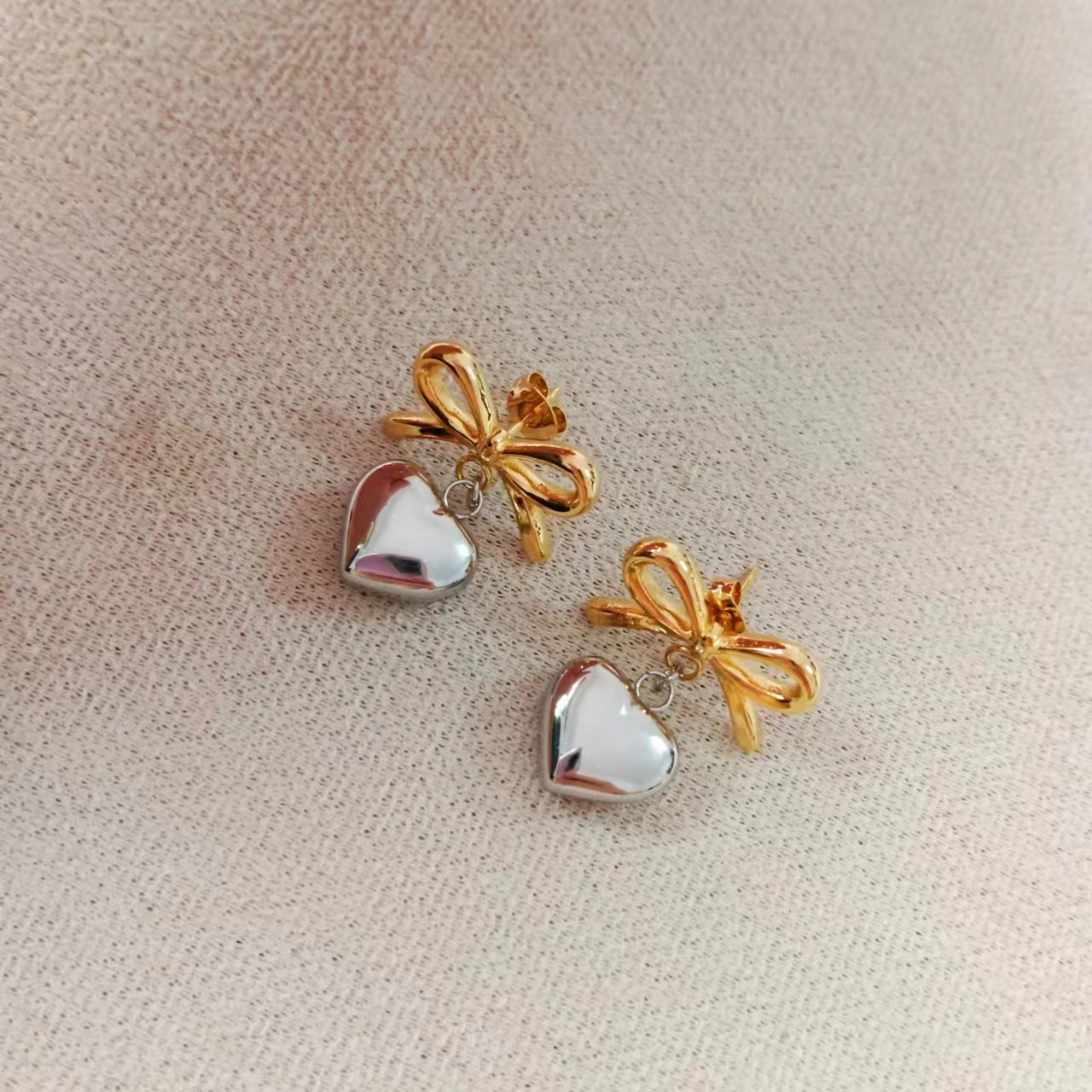 Holiday, Daily Occasion 304 Stainless Steel Material Real Gold Plated Heart Shape Bow Knot Titanium Steel Simple Style Classic Style Waterproof Non Tarnish Drop Earrings