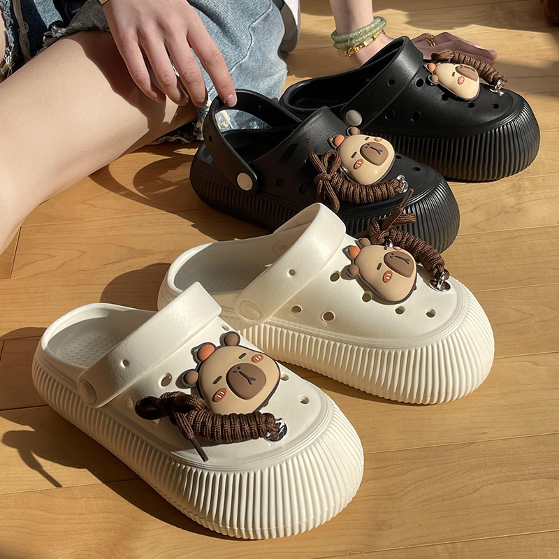 DIMIFEI Cute Thick-soled Sandals and Slippers Hole Shoes Female Students Outer Wear Non-slip All-match Beach Sandals Summer