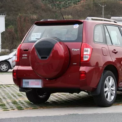and Old Ruihu 3 Rear Spare – Spare wheel cover - 10-13-red-with-lock