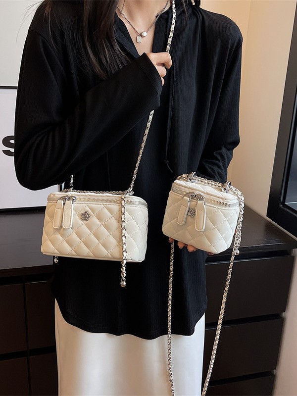 Bolso pequeño con hilo de bordar Lingge Bolso bandolera de cadena salvaje de nueva textura transfronteriza para mujer Bolso cuadrado pequeño portátil de estilo caliente popular