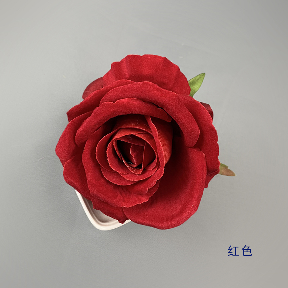 빨간색