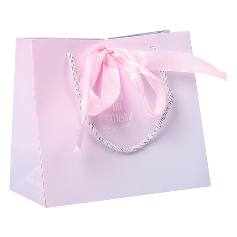 Nueva bolsa de regalo ins estilo bolsa de embalaje bolsa de regalo degradado tienda de ropa bolso de papel bolsa portátil de regalo