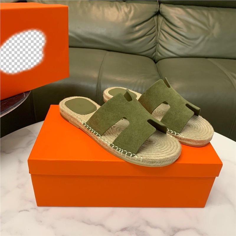 European Summer Handmade Straw Slip-Ons, Lightweight and Popular 2025 New Slippers, Trendy Outer Wear