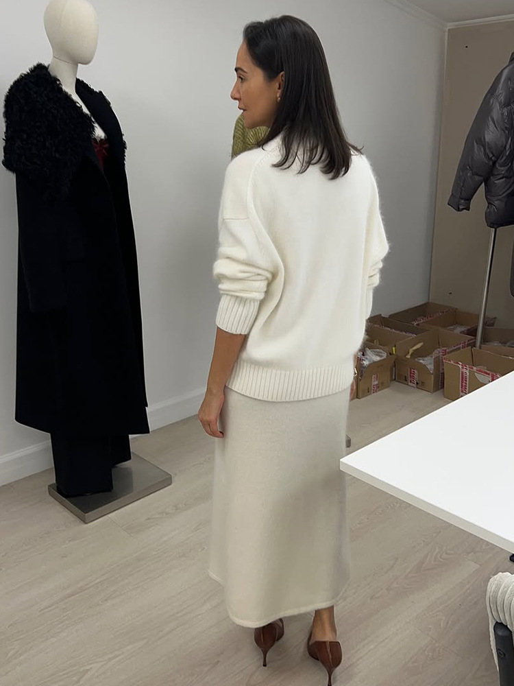 Temperamento elegante y casual de color sólido suéter de manga larga de medio cuello alto 2025, otoño y invierno nuevo estilo europeo y americano transfronterizo