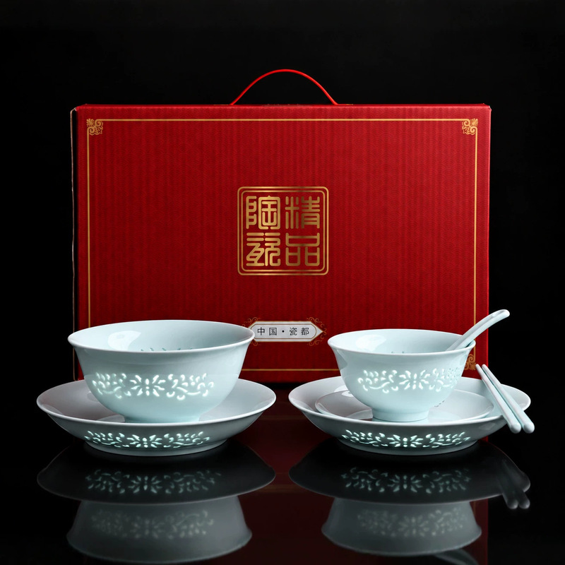 Jingdezhen tableware, including rice bowls and plates, 2026 new collection, stylish and aesthetically pleasing, a fresh tableware set perfect as a gift