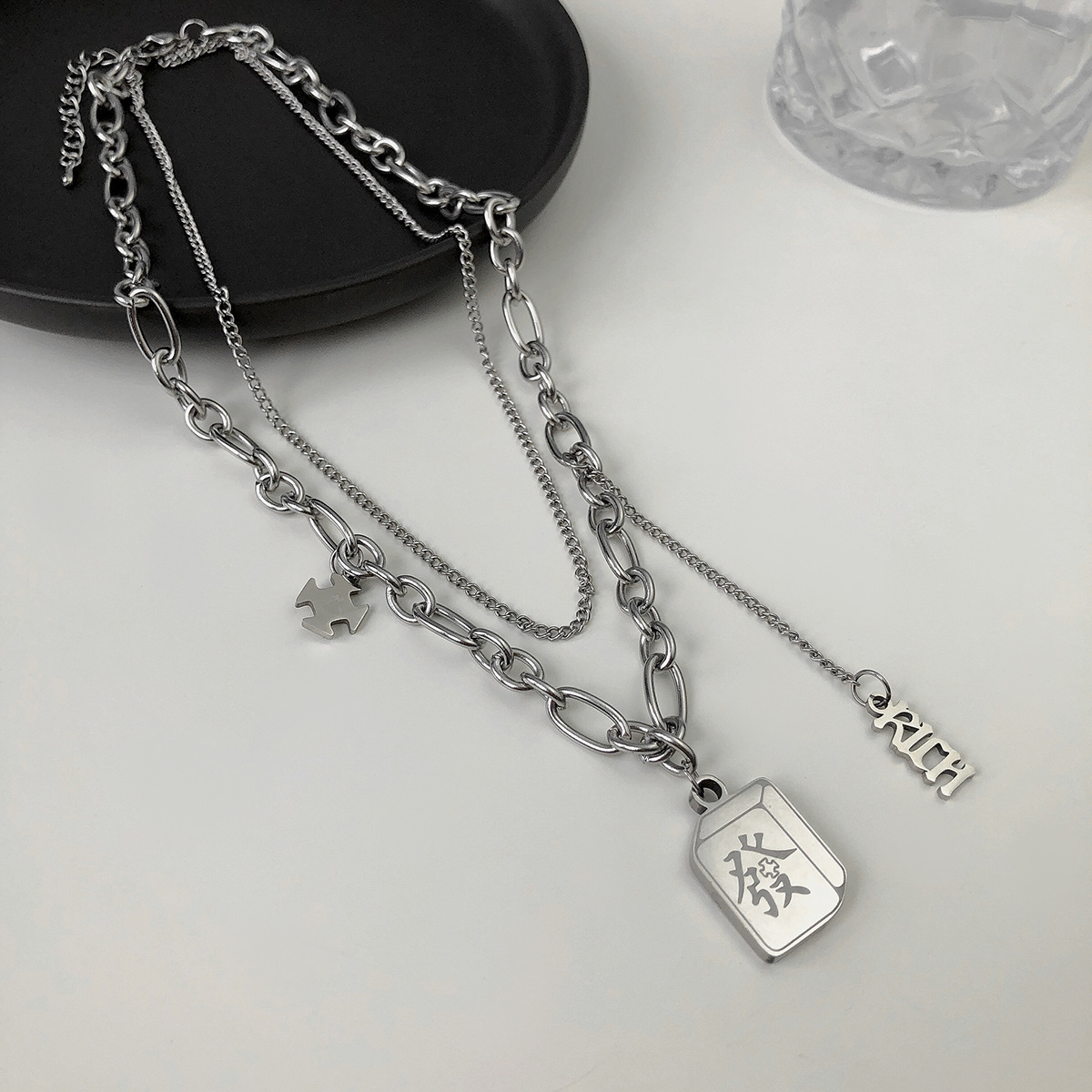 Retro Mahjong Pendant Collarbone Chain Rich Hip-hop Punk Titanium Steel Necklace display picture 4