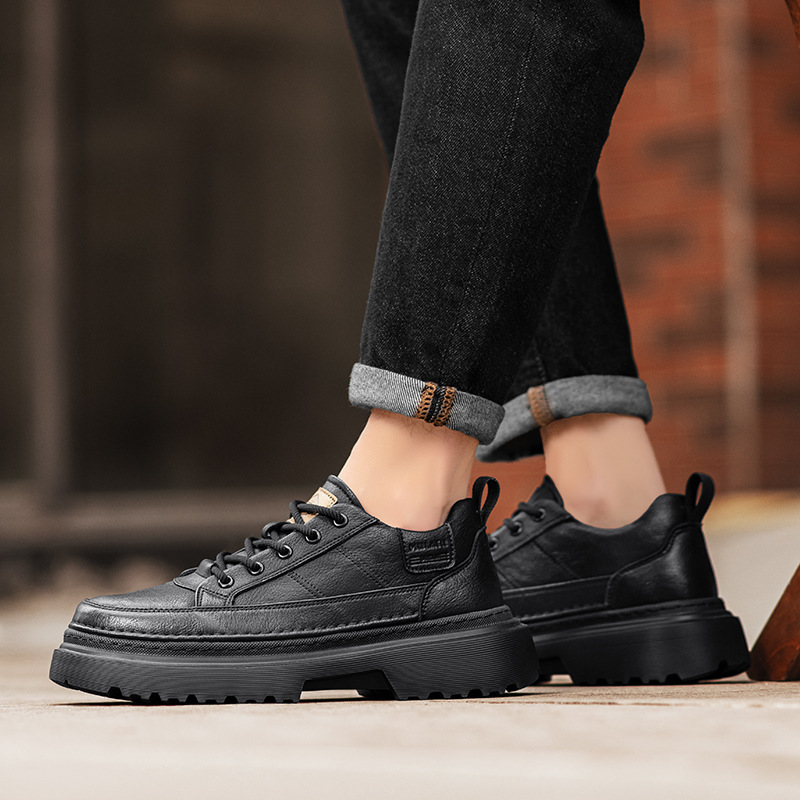 皮鞋男款秋季英伦风正装商务休闲男鞋黑色工装板鞋低帮马丁靴