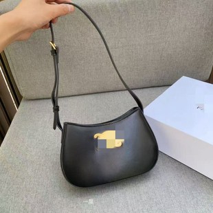 �P���T���������ϻ��μ���r��б����ٴ��������͹�����Ů��ɪ��