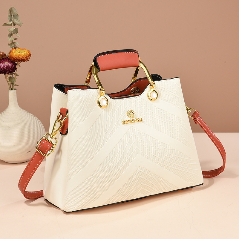 Bolso de mujer transfronterizo 2025 nueva moda simple día de San Valentín caja de regalo de madres de mediana edad bolso de hombro bolso de mano