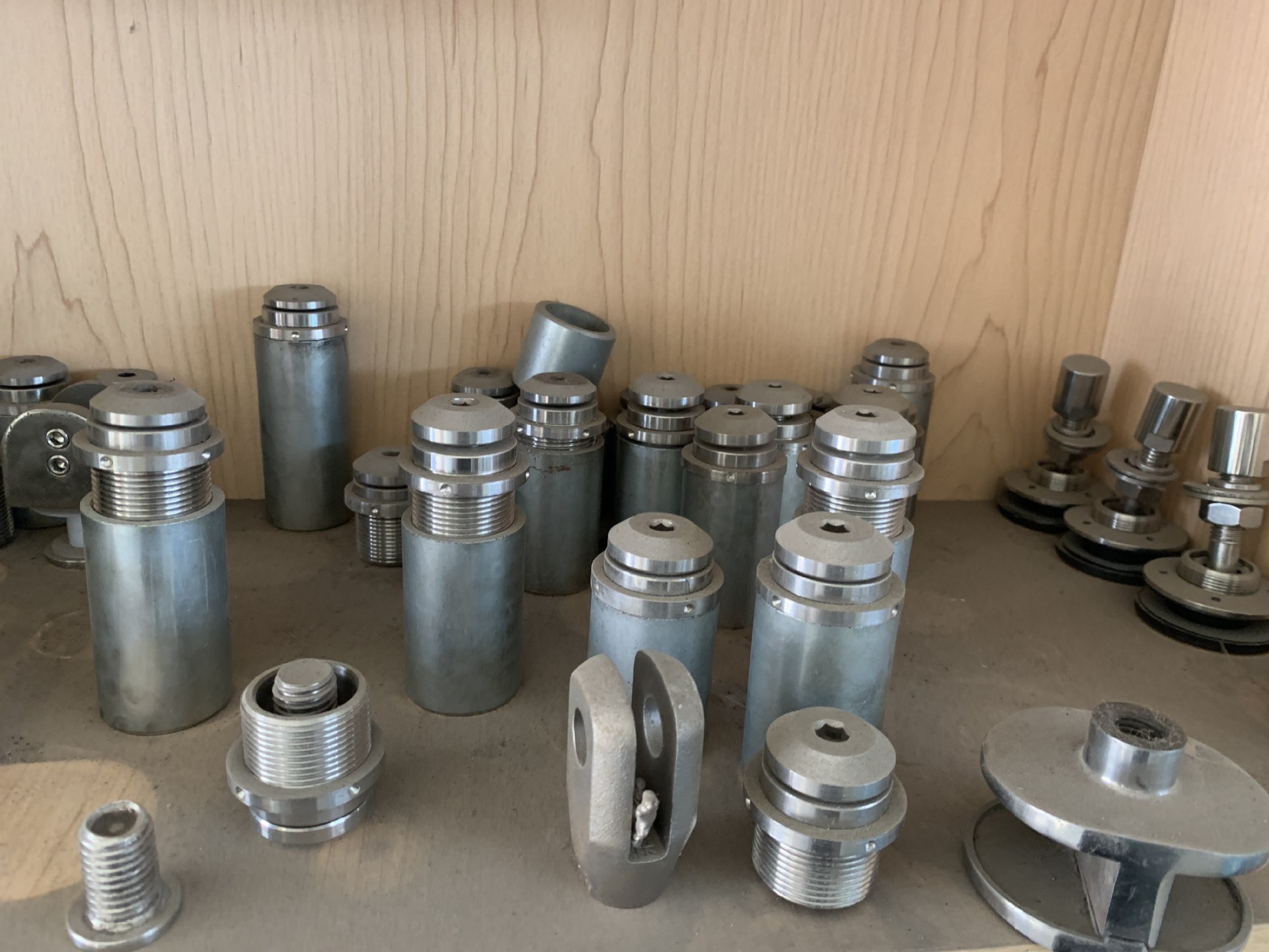 玻璃楼梯幕墙雨棚雨塔304不锈钢配件驳接爪头子弧形转接件底座Z01