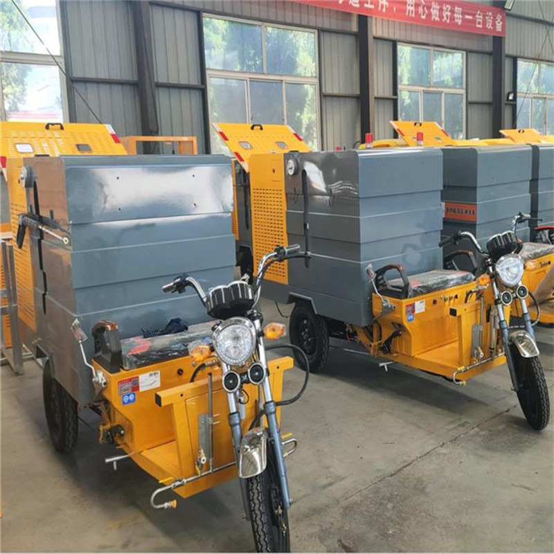 Electric Three-Wheel High-Pressure Cleaning Vehicle for Cleaning Floors, Walls, Advertising Boards, Streets, Sanitation Trash Cans, and Sprinkler Trucks