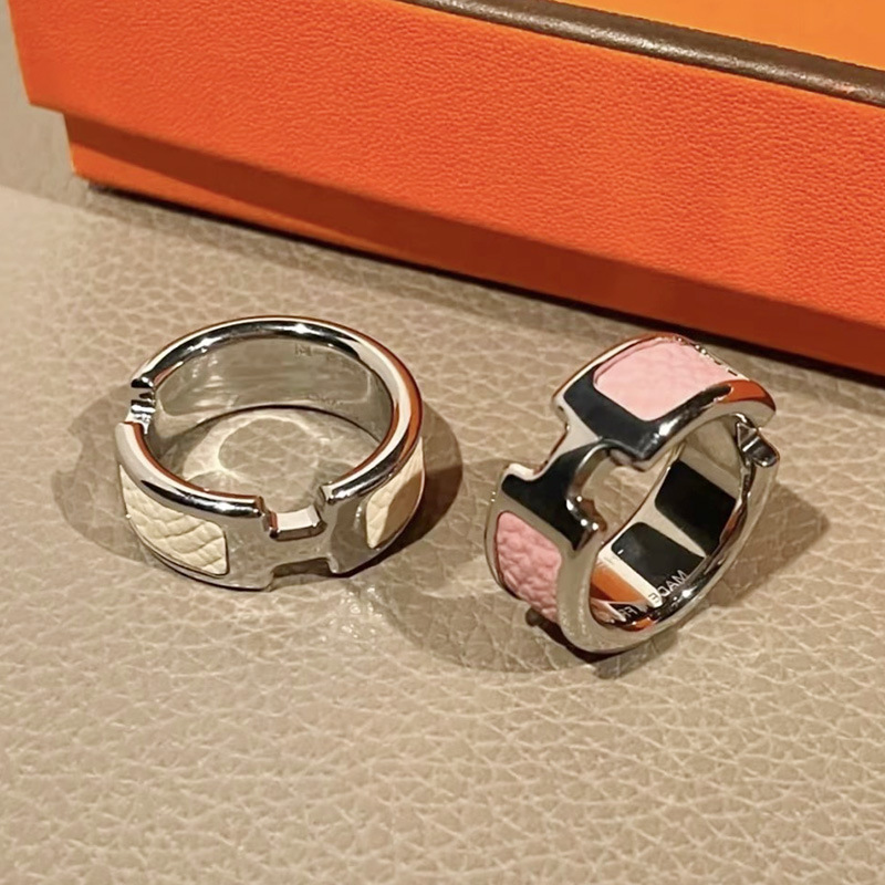 High Quality V Gold H Family Ring Pig Nose Ring Net Red Cow Leather Pattern Personality Niche Light Luxury Ring Fashion Pink