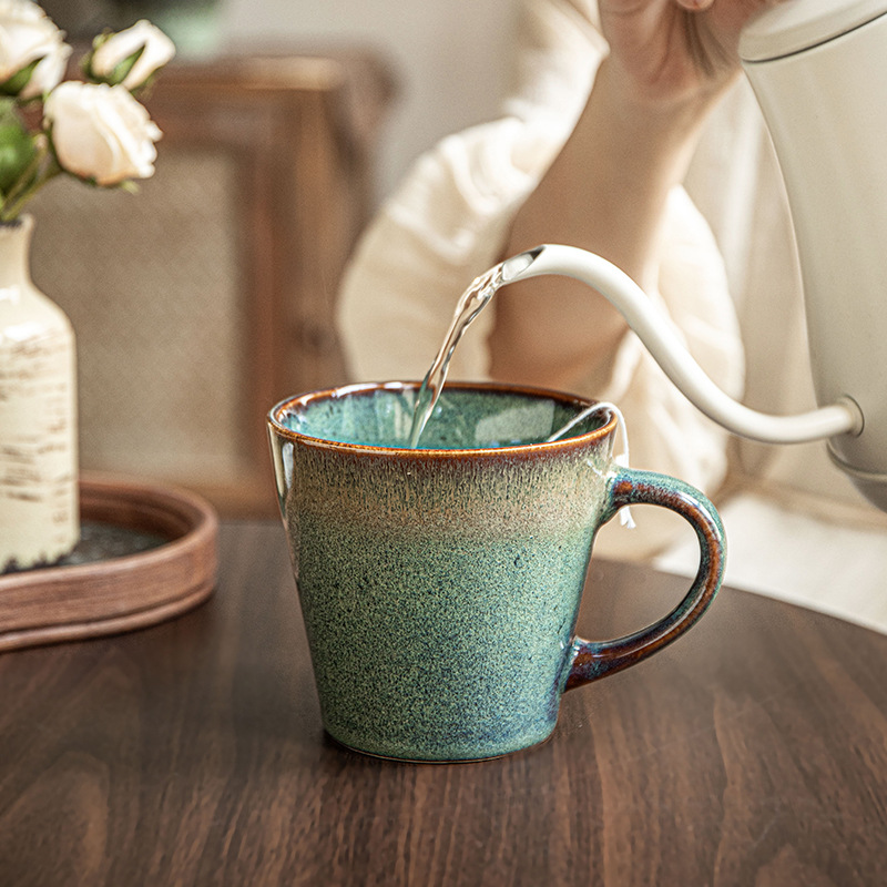 Tazas de agua de cerámica retrógrada para hombres 2025 nuevas tazas de café exportación transfronteriza