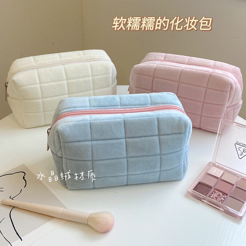 Cosmetic bag storage bag Women's Travel portable large capacity cosmetic storage bag cute high-looking new pillow bag
