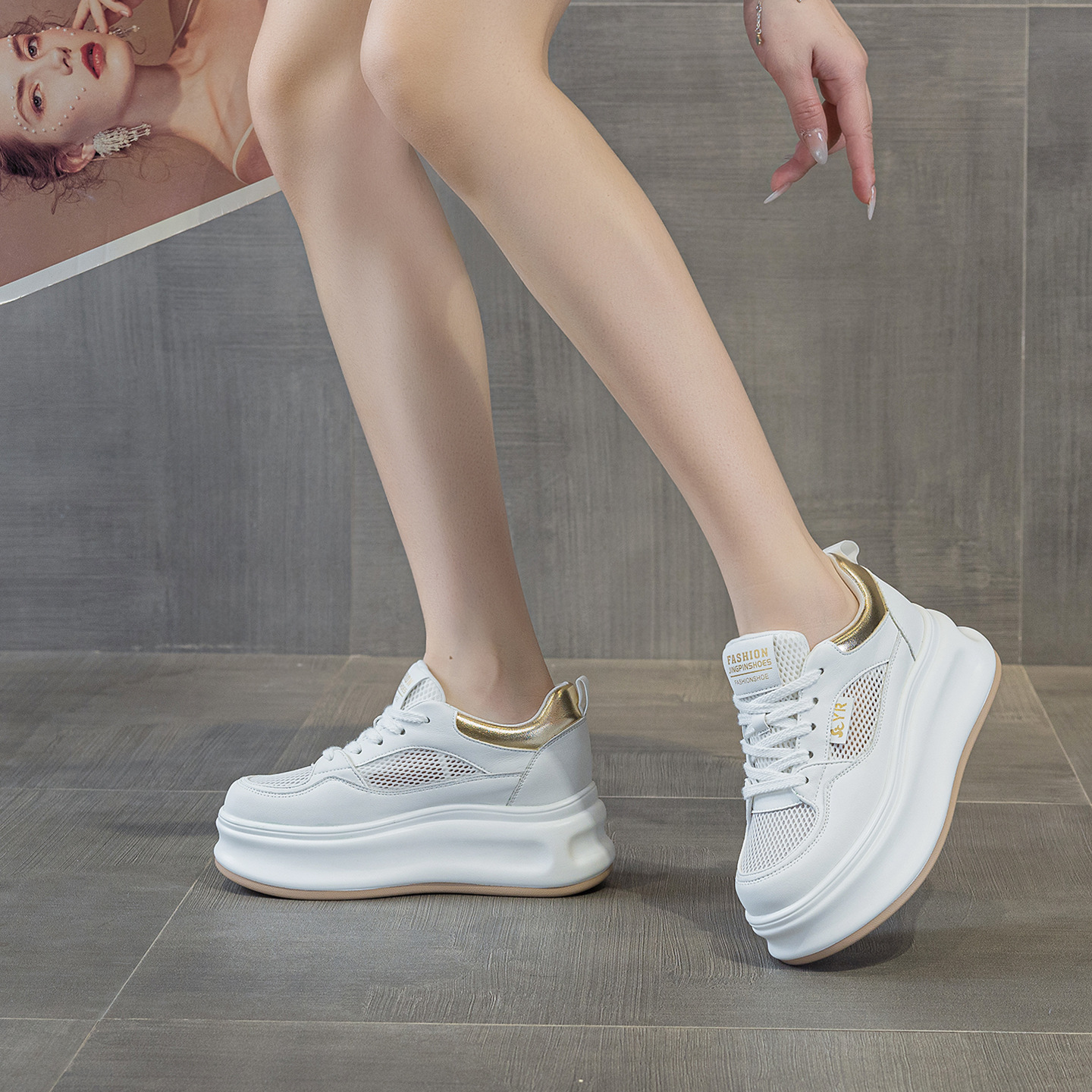 Giày sneaker nữ đế dày da PU trắng phong cách thể thao — Bạc 5056, Vàng 5056