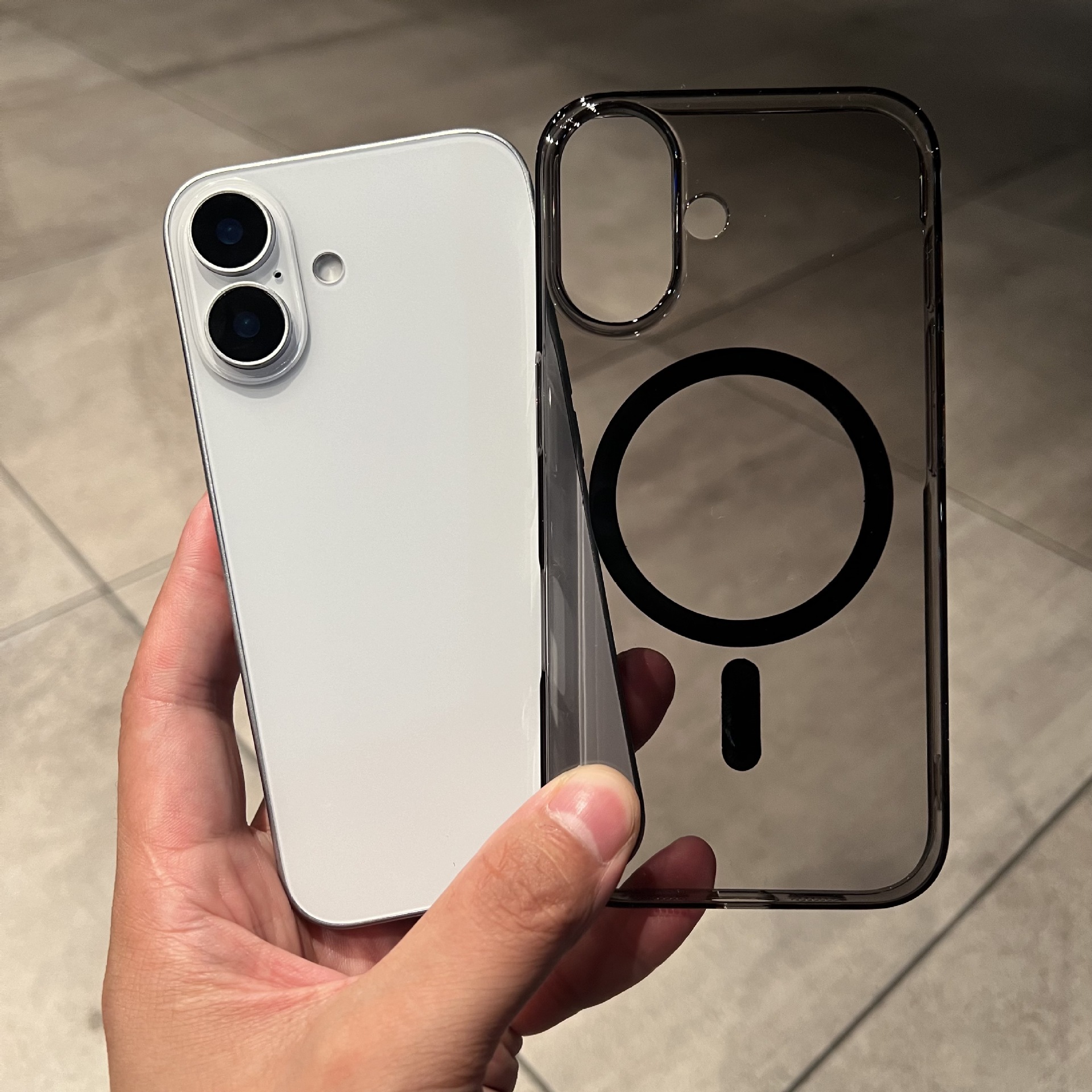 Carga inalámbrica magnética de sensor ultrafino y avanzado para iPhone 16 funda para teléfono móvil Apple 16promax funda protectora