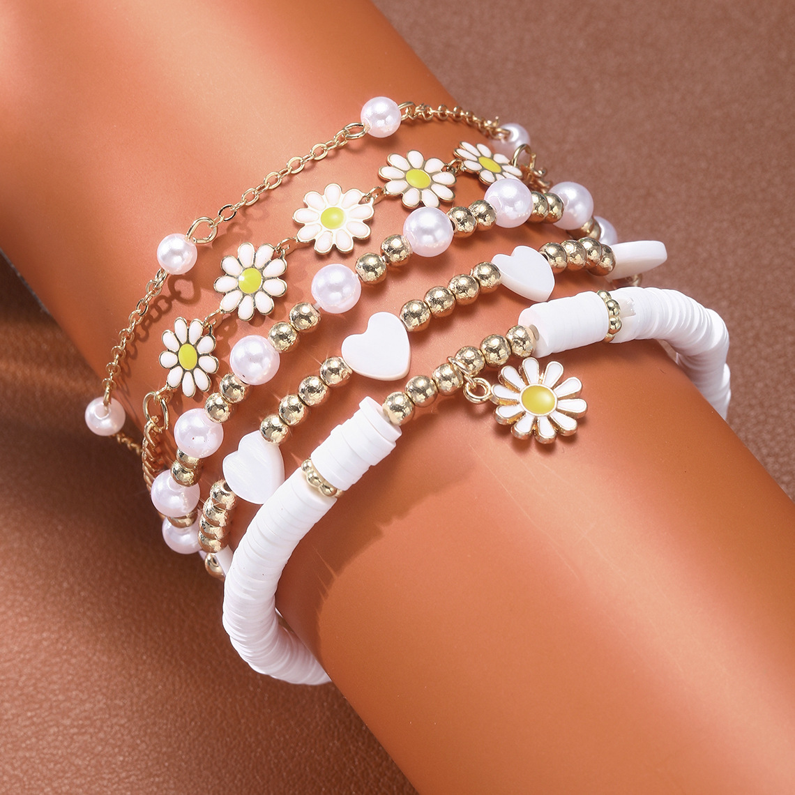 Wholesale Jewelry Pastoral Flower Daisy Alloy Pearl Beaded Wristband Bracelets display picture 4