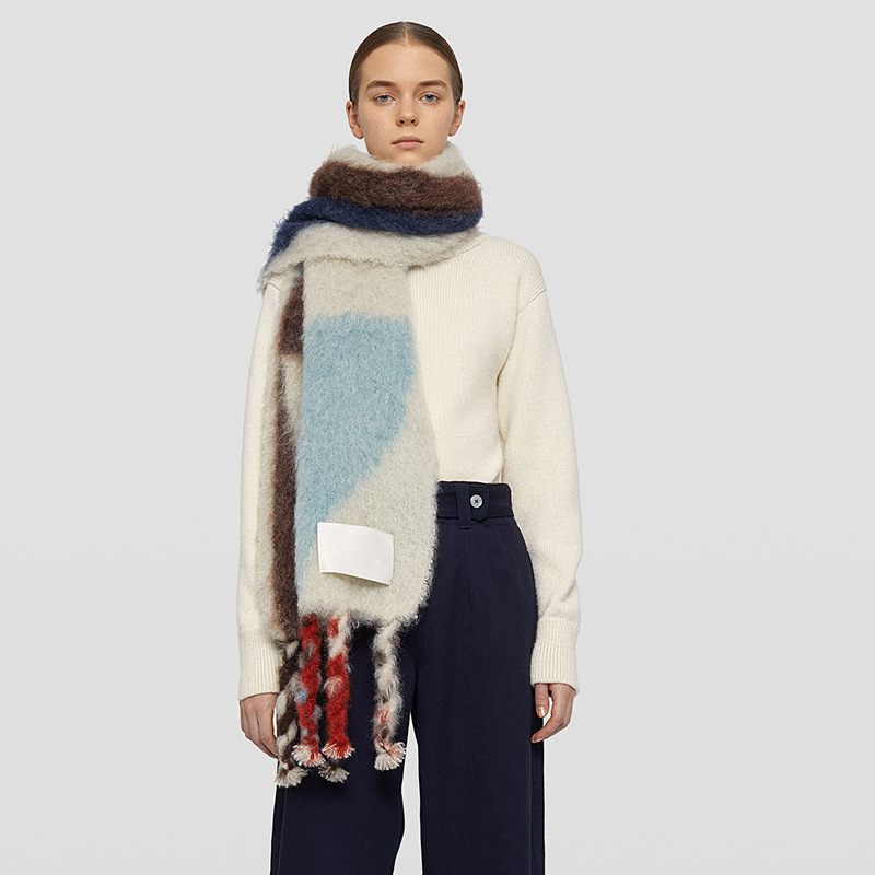 Semplice ed elegante, spesso scialle in imitazione cashmere Jil's e la stessa calda sciarpa in mohair per l'autunno e l'inverno_voghion.com