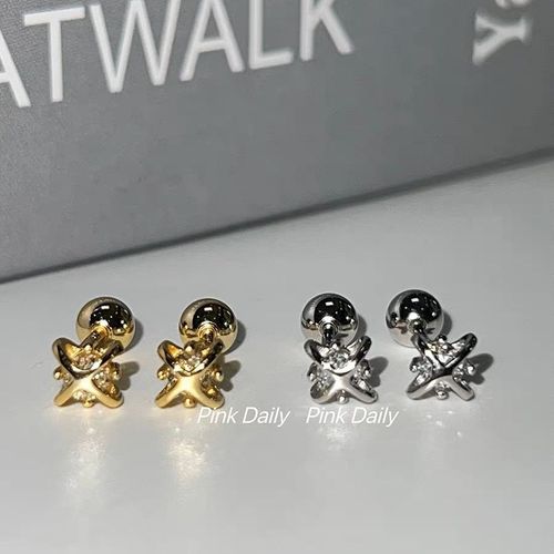  New Diamond-Embedded Cross Star Screw Ear Cuff for Pierced Ears, Extremely Sparkling