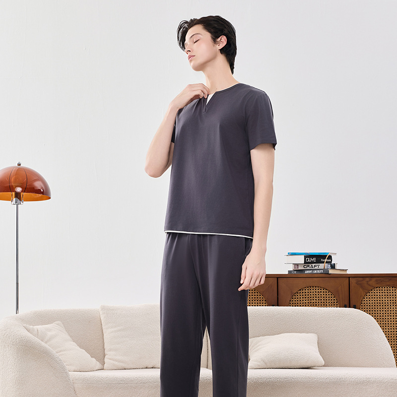 다크 그레이 수컷 HM975B