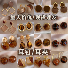 秋冬のレトロな気質の耳挟みの女性の耳の穴がない高級感があります。