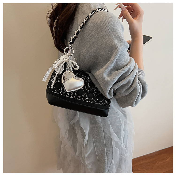 Trendy and stylish underarm bag for women 2025 summer new versatile and fashionable single-shoulder bag, chain denim crossbody bag undefined