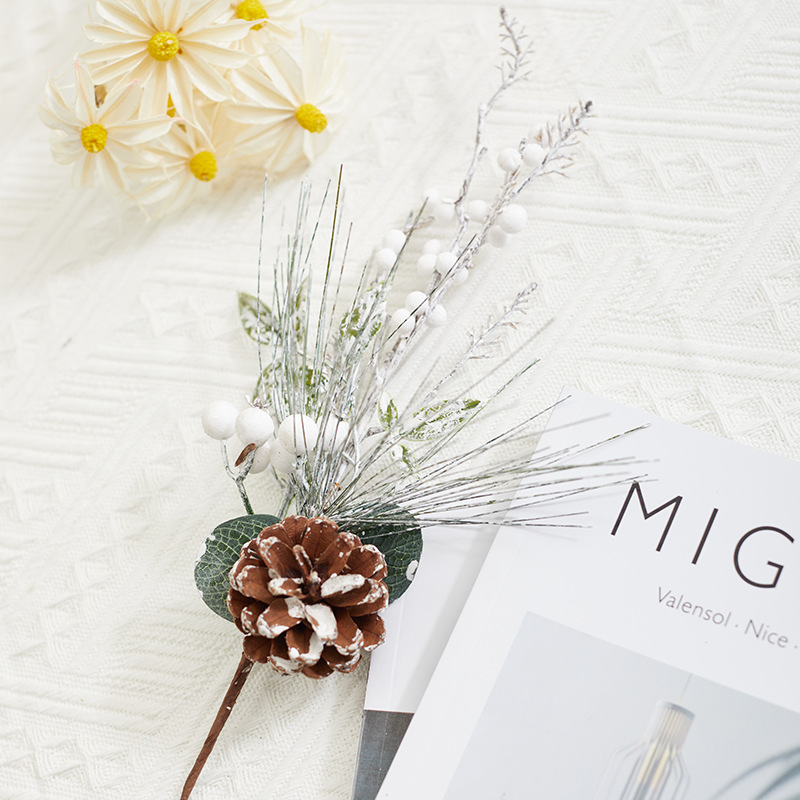 Navidad frutas rojas frutas blancas pinos imitación flores de Navidad decoración de Navidad accesorios colgantes de árbol de Navidad