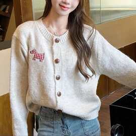 小狗贴布粉色圆领毛衣开衫女2025秋冬新款软糯宽松慵懒风针织外套