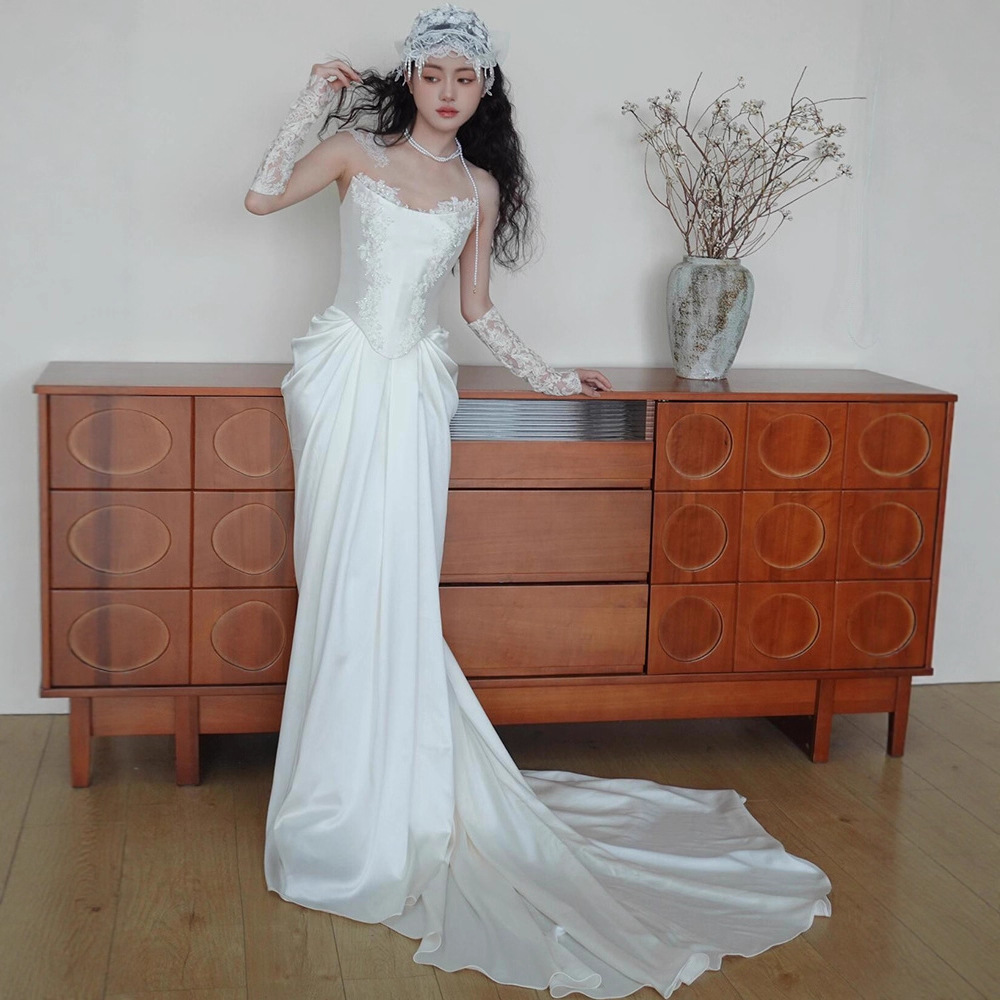 French Style Light Wedding Dress Mori Style Simple Small Trailing Embroidered Lace Super Fairy Style Strapless Welcome Satin Evening Dress