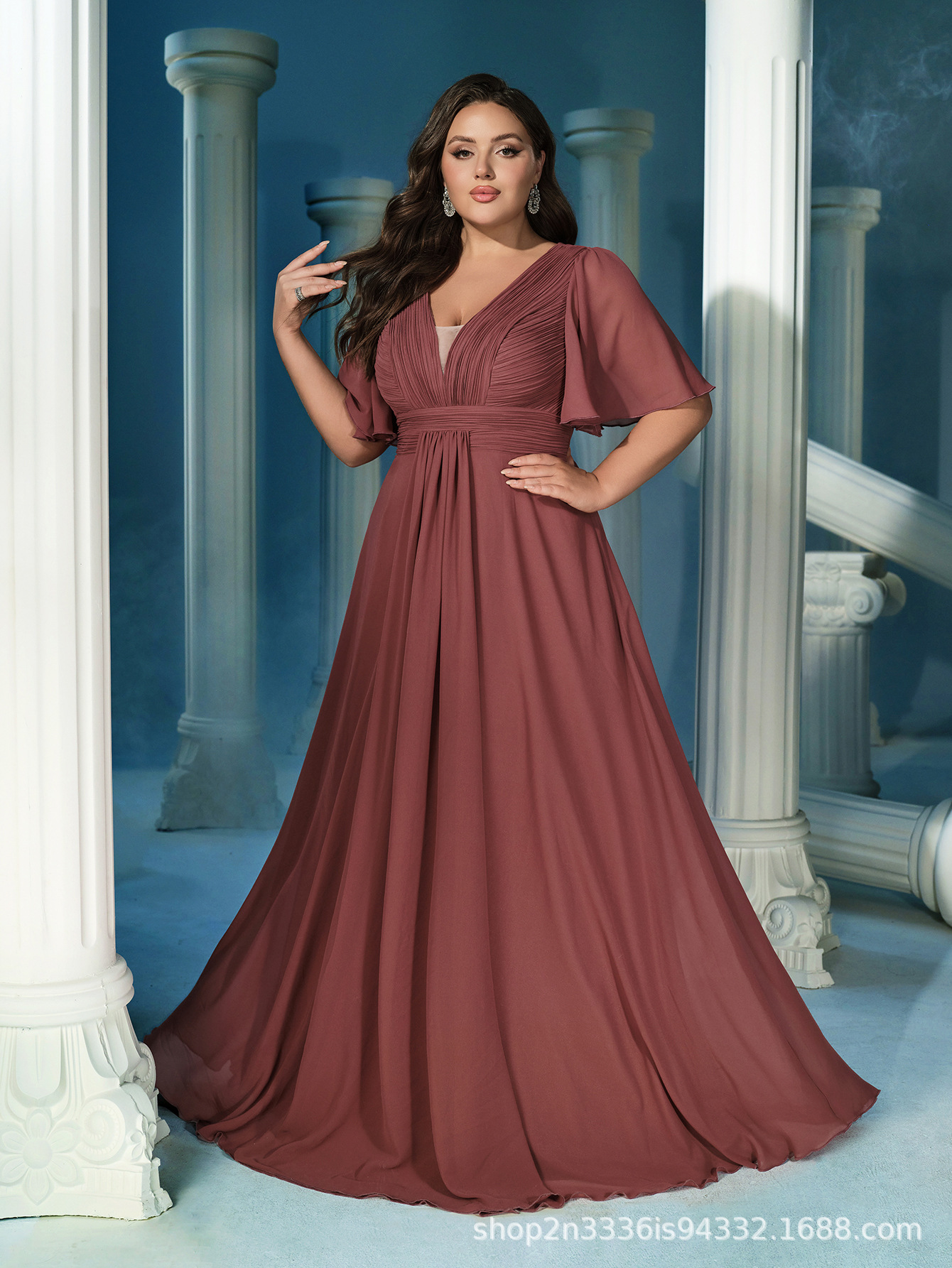 2024 nuevo tamaño transfronterizo V-collar chiffon vestido de dama de honor colgante vestido de lujo ligero