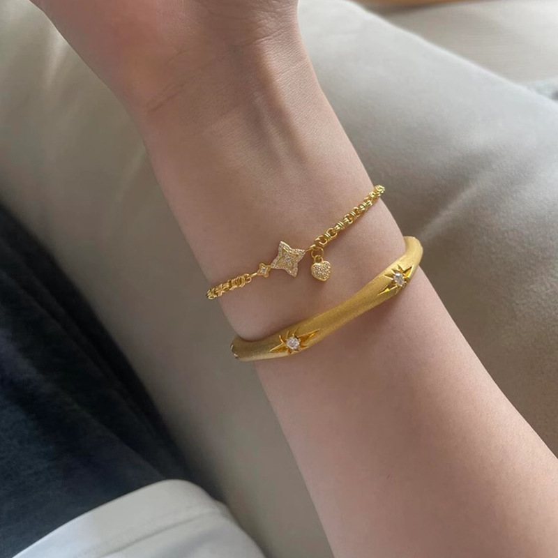 Middle Ancient Gold Four Mans Star Love Pendant Bracelet Women's Explosive Ins Trendy Light Luxury High Color Value Elegant Exquisite Jewelry