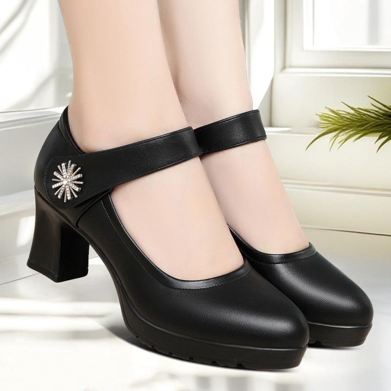 Round-Toe Soft Leather Wear-Resistant Runway Shoes, New Style Shallow Single Shoes, Thick-Soled Women's High Heels, Cheongsam Waterproof Platform Model Leather Shoes Round-Toe Soft Leather Wear-Resistant Runway Shoes, New Style Shallow Single Shoes, Thick-Soled Women's High Heels, Cheongsam Waterproof Platform Model Leather Shoes