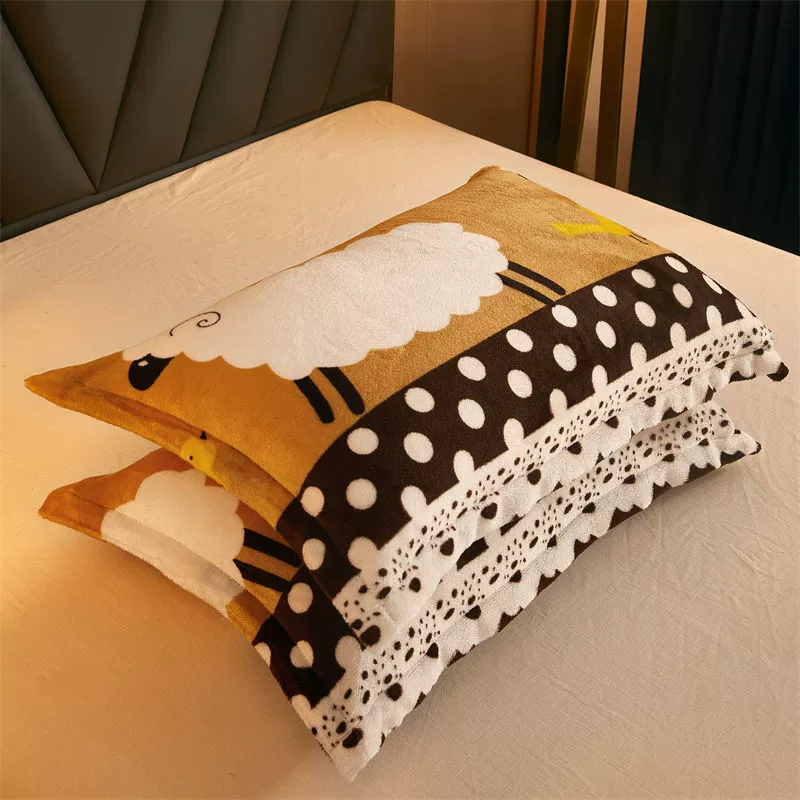 Coral flannel double-sided warm pillowcase for beloved for adults