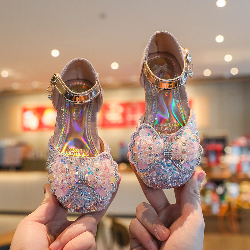 Niños coreanos de moda cristal princesa zapatos primavera y verano 2026 nuevos zapatos de cuero para niñas zapatos de media sandalia