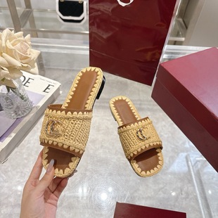 25���Q�羳�W���¿��Ж|�������ϰݕr�н��ٿ��ֹ�����һ����Ь