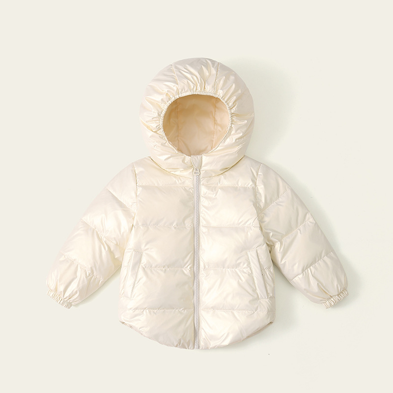 Invierno nuevo pequeño y mediano niños y niñas con capucha color sólido abajo chaqueta pato blanco abajo acolchado