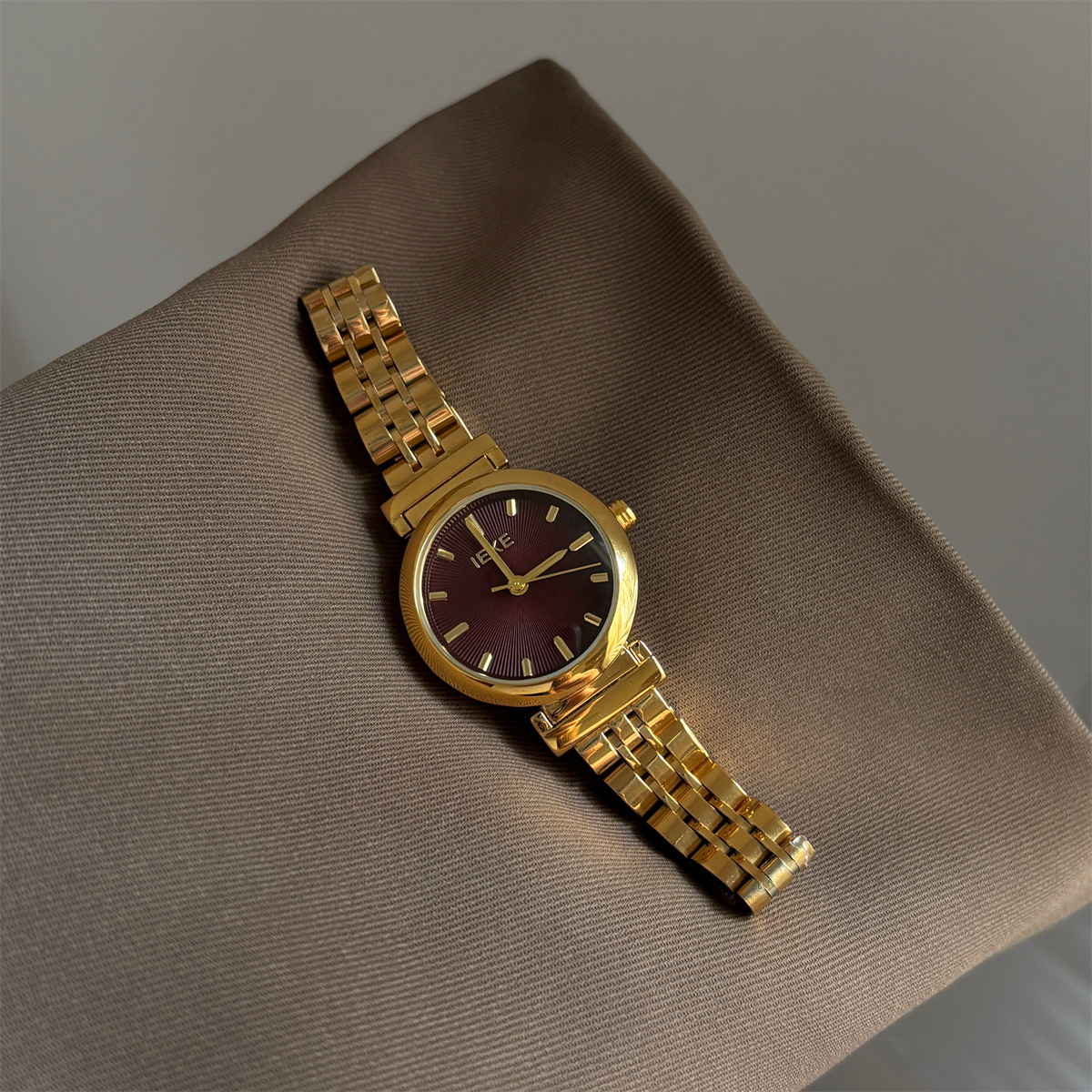 Casual Luxurious Square Mens Pearl Necklace Quartz Watch display picture 18